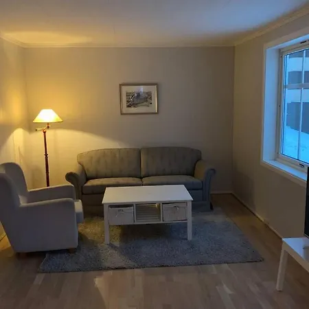 Koselig Hus I Havna Leilighet *